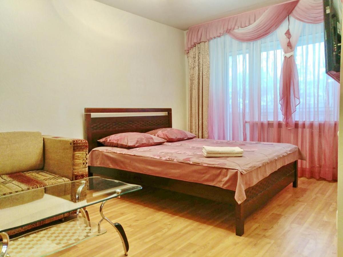 1-Комнатная Квартира С Кухней Люкс На Пр. А. Поля, 62 Dněpropetrovsk Exteriér fotografie